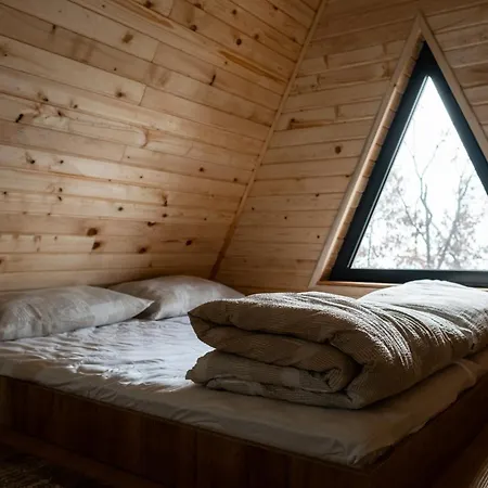Kraljicini Konaci Camping